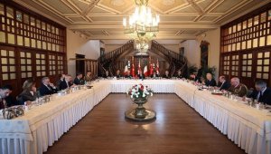 Türkiye, İtalya ve İngiltere savunma bakanları üçlü toplantıda bir araya geldi