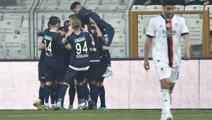 Valerien Ismael ilk yenilgisini yaşadı: Beşiktaş evinde kayıp! 0 - 3