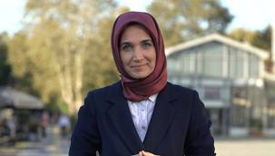 Afyonkarahisar'a atanan Kübra Güran Yiğitbaşı ilk başörtülü vali olarak tarihe geçti