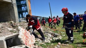 Aksaray'da MEB Arama ve Kurtarma Birimi eğitim ve tatbikatı 