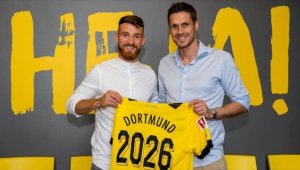 Borussia Dortmund milli futbolcu Salih Özcan'ı renklerine bağladı
