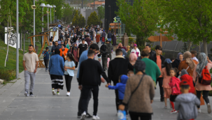 Büyükşehir'in Bayrama Özel Ücretsiz Hayvanat Bahçesi'ne Yoğun İlgi