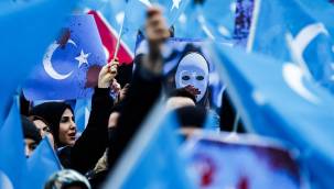 Çin'de toplama kamplarında tutulan binlerce Uygur'a ait bilgilerin listesi sızdı: Her evden bir tutuklu