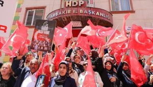 Diyarbakır annelerinin oturma eylemi 1000'inci gününde 