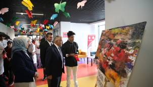 Engelli Yasin Gaygısız, ilk resim sergisini açtı