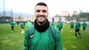 Giresunsporlu Okan Kocuk: Çok şükür lige tutunmayı başarabildik