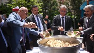 Hidayet Aydoğan Sosyal Bilimler Lisesi'nde pilav günü etkinliği düzenlendi