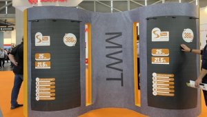 Intersolar'da sergilenen 'esnek güneş' panelleri güneşten daha fazla yararlanma imkanı sunuyor