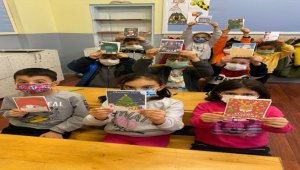 Kahramankazanlı öğrenciler yurt dışındaki arkadaşlarına mektup yazdı