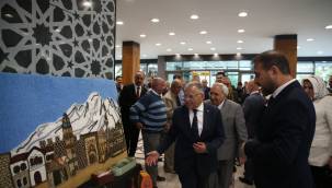 Kayseri'de ‘Çınarların Elinden El Sanatları’ sergisi açıldı