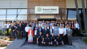 Kayseri Şeker'de terfi sevinci yaşandı