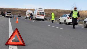 Kayseri- Yahyalı-Develi yolunda feci kaza: 1’i ağır 3 yaralı