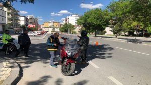 Kayseri'de oto hırsızlık polisleri denetim yaptı