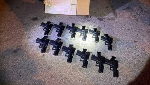 Kırıkkale'de yolcu otobüsünde 12 ruhsatsız tabanca ele geçirildi