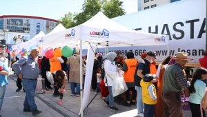 LÖSEV'in "İyilik Tırı" Niğde'de yardım dağıttı