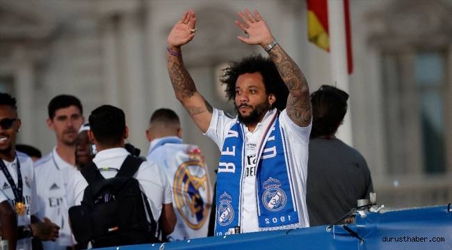 Marcelo, Real Madrid'den ayrıldığını açıkladı