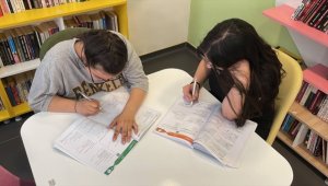 MEB, LGS ve YKS'ye hazırlanan öğrencilere 15 milyon yardımcı kaynak ulaştırdı