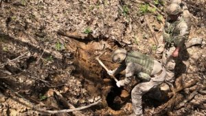 Mehmetçik, Tunceli'nin Ali Boğazı bölgesinde teröristlerin peşini bırakmıyor 