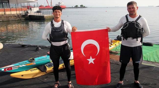 "Milli Mücadele Yolu"nu kano ile geçiyorlar