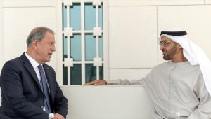 Milli Savunma Bakanı Akar, BAE Devlet Başkanı Al Nahyan ile görüştü