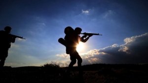 Pençe-Kilit operasyon bölgesinde terör hedefleri imha ediliyor