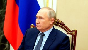 Rusya Devlet Başkanı Putin'den Ukrayna halkına 9 Mayıs Zafer Bayramı tebriği