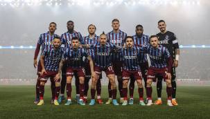 Şampiyonluk sevinci yaşayan Trabzonspor'u Kayserispor dahil 8 Süper Lig takımı tebrik etmedi