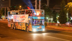 Talas'ta üstü açık otobüsle 19 Mayıs coşkusu