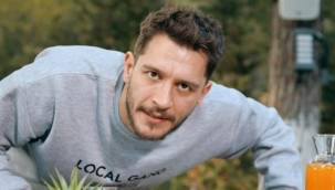 Tırnakları gündem olan Uraz Kaygılaroğlu, neden oje sürdü?