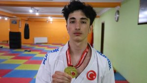 Üç Türkiye şampiyonluğu bulunan milli karateci Avrupa'da zirveyi hedefliyor