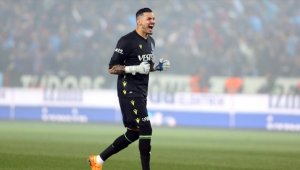 Uğurcan Çakır Trabzonspor'un kalesine duvar ördü