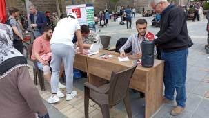 Ülke genelinde olduğu gibi Kayseri'de de Gençlerin tercihi GençRefah
