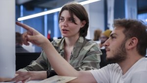 18 yaşından büyük herkes ücretsiz eğitimle 15 ayda yazılımcı olabiliyor