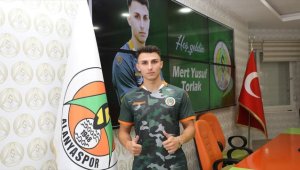 Alanyaspor, Mert Yusuf Torlak'ı 5 yıllığına renklerine bağladı