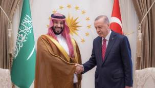 Ali Babacan: ‘Faiz ne talimatla ne de veliahtla düşer’