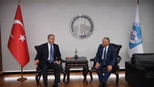 Bakan Akar'dan Başkan Büyükkılıç'a Ziyaret