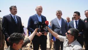 Bakan Soylu: Briket evler Suriyelilerin gönüllü ve onurlu olarak ülkelerine dönmesi için