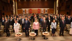 Başkan Şahin Ankara'da Başarılı Projeleri Anlattı 