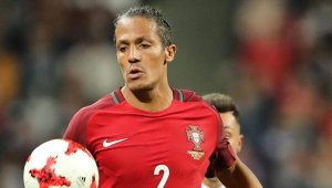 Bruno Alves futbolu bıraktı