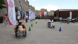 Büyükşehir Belediyesi Kayseri Kalesi'ne "empati parkuru" kurdu