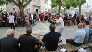 Büyükşehir'in Ulu Çınarlarından Meydanda Konser