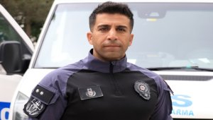 Dalgıç polislerin arama yaptığı nehirde bulunan yaralı flamingo tedavi edildi