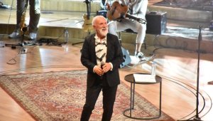 Dino Merlin Ankara'da konser verdi