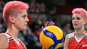 Ebrar Karakurt'ın ilk hali ifşa oldu! Pembe saçlı Ebrar'dan büyük değişim! Saçları beline kadar