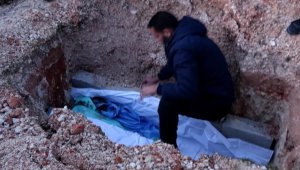 Esed rejiminin savaş suçu işlediğine dair yeni kanıt: Suriyeli 'mezar kazıcısı'nın itirafları