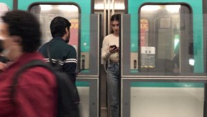 Fransa'da Kovid-19 salgınının etkisiyle gençlerde intihar oranı yüzde 40 arttı