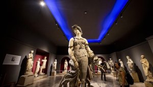 Heykel koleksiyonuyla tanınan Antalya Müzesi 100 yıldır ziyaretçilerini ağırlıyor