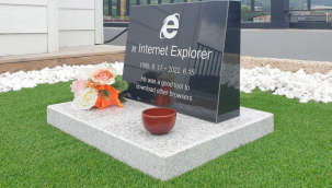 Internet Explorer için mezar taşı yaptırdı! Fiyatı ise 330 dolar