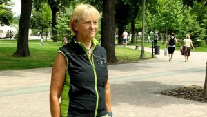 İtalya'dan Çin'e yürüyerek giden 73 yaşındaki Cammarota Sırbistan'a ulaştı