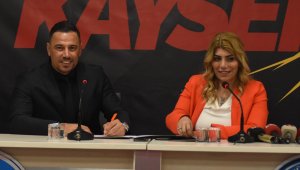 Kayserispor, teknik direktör Çağdaş Atan için imza töreni düzenledi